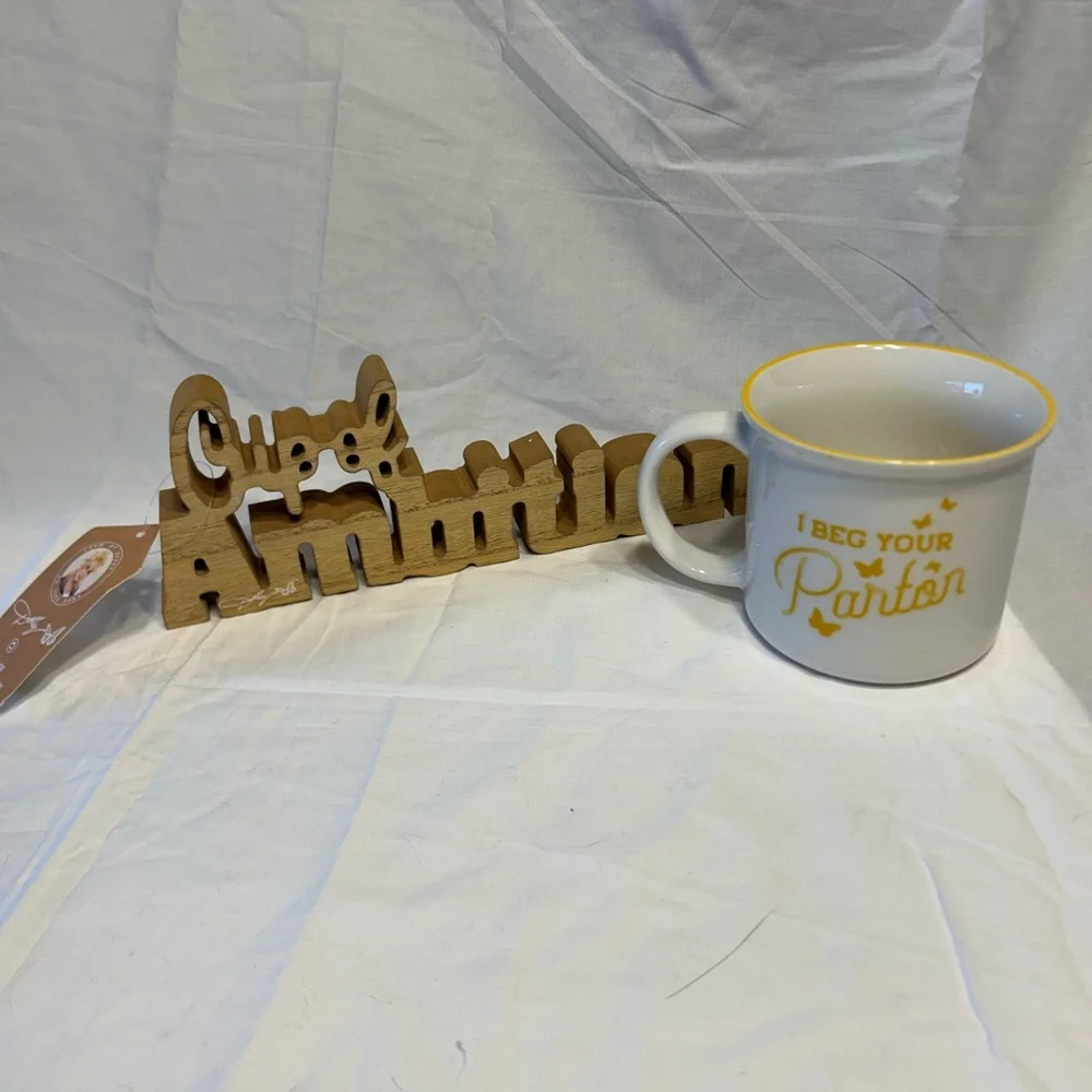 NEW Dolly Parton bundle - Picture 2 of 6